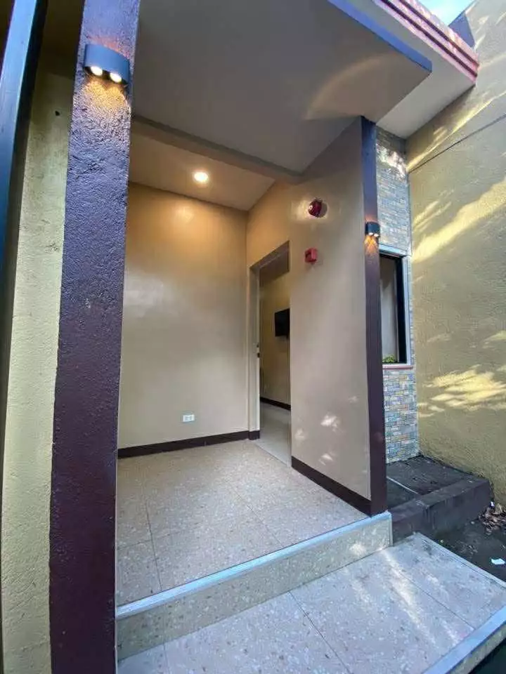 For Sale: 8BR Apartment in Balabag East, Valencia — 402 sqm — Apartment in Balabag East, Valencia, Negros Oriental — Photo 6