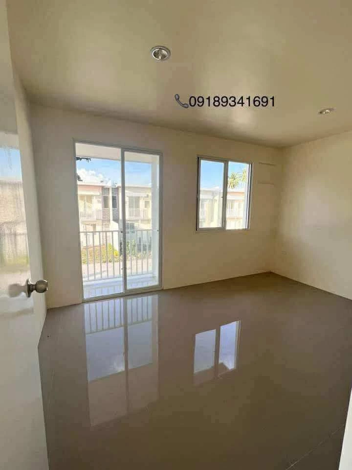 THREE-BEDROOM TOWNHOUSE UNIT FOR ASSUME — House and Lot in Dumaguete City, Negros Oriental, 6200 — Photo 5