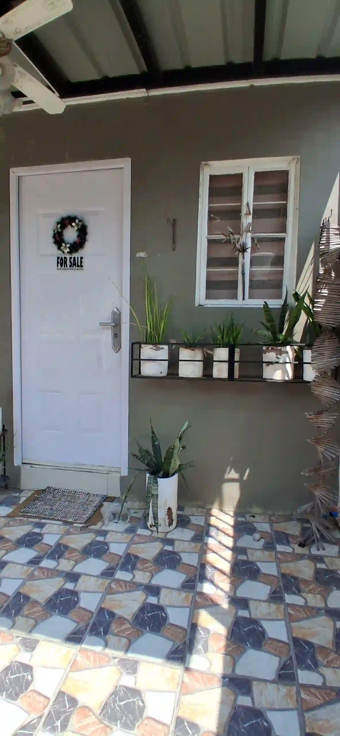 Rush Sale — Townhouse in Navarro, Gen. Trias, Cavite — Photo 2