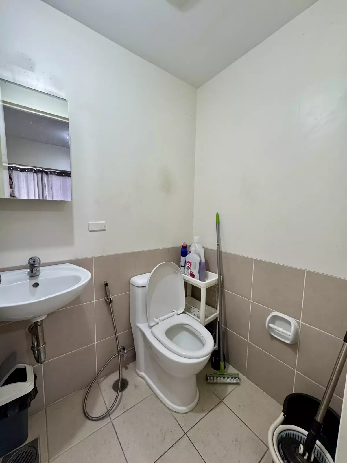 The Orabella 1BR Condo for Rent in Cubao, Quezon City — Pet-Friendly & Fully Furnished — 1 Bedroom in 121.06382334417926 21st Ave, Project 4, Quezon City — Photo 6
