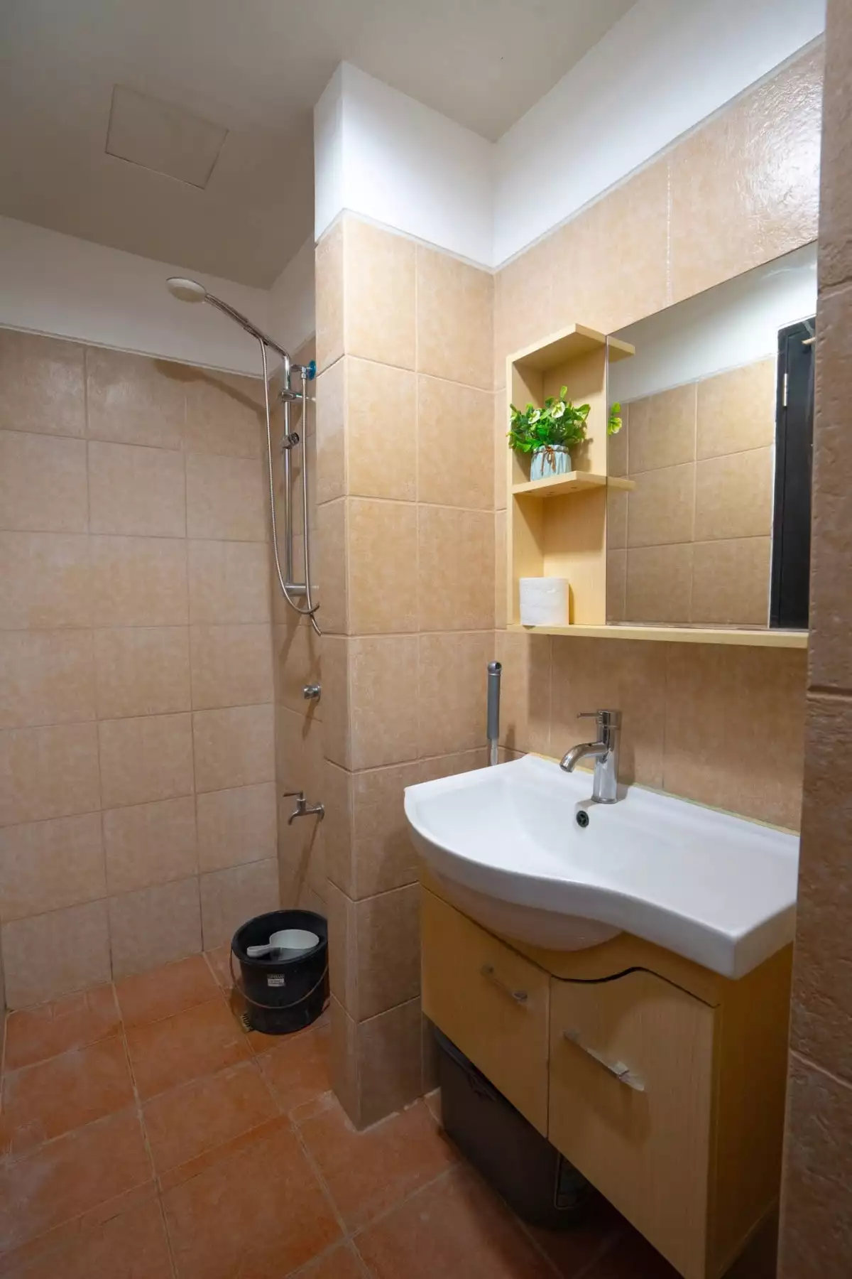 Open photo 12 of 13 — For Sale: Studio Condo Near Vicente Sotto Hospital, Cebu City — Balcony