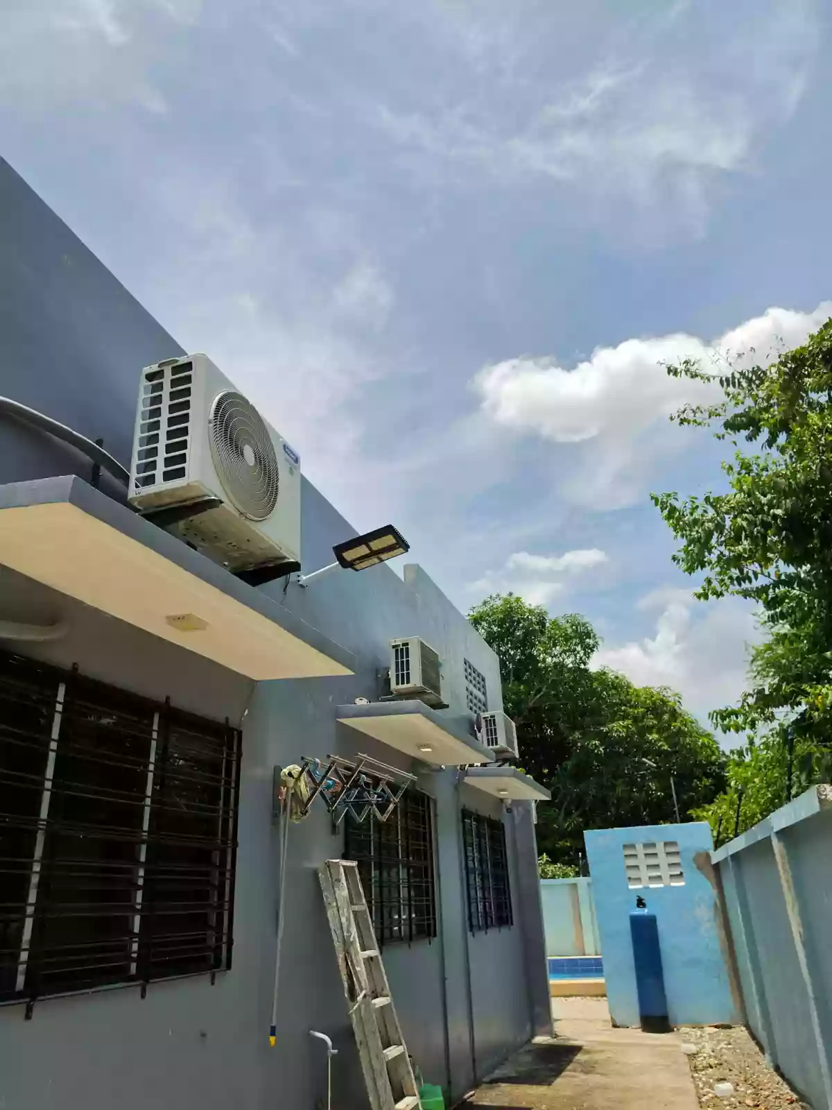 Open photo 13 of 21 — For Sale: 3BR House and Lot in Cogon, Bogo City — Pool and Deck