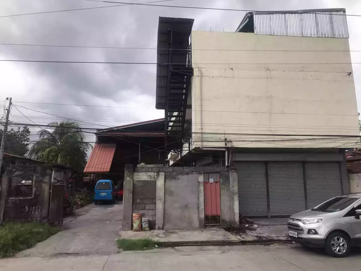 Commercial bldg for Sale — Building in Dadiangas East (Pob.), General Santos City, South Cotabato — Photo 4