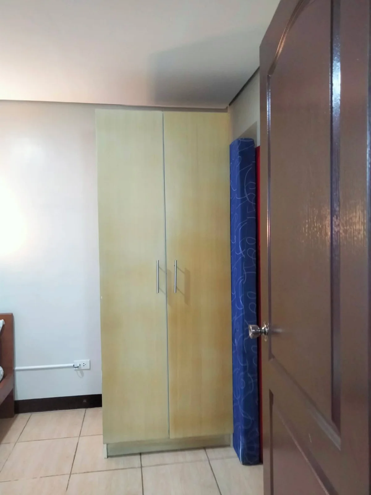 For Sale: Central Apartment 1BR w/ balcony Condo in Trancoville, Baguio City — Fully Furnished — 1 Bedroom in Trancoville, Baguio City, Benguet — Photo 7