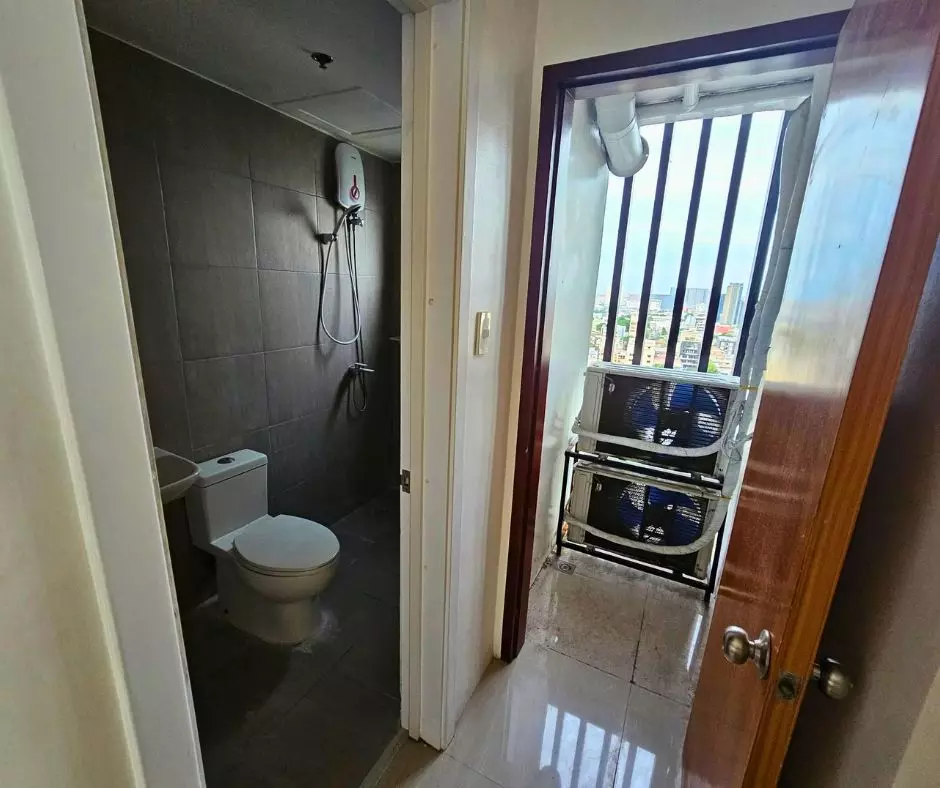 For Rent: 1BR Condo with Balcony in West Jones Residences, Cebu City — 40 sqm — 1 Bedroom in Sambag II (Pob.), Cebu City, Cebu — Photo 5