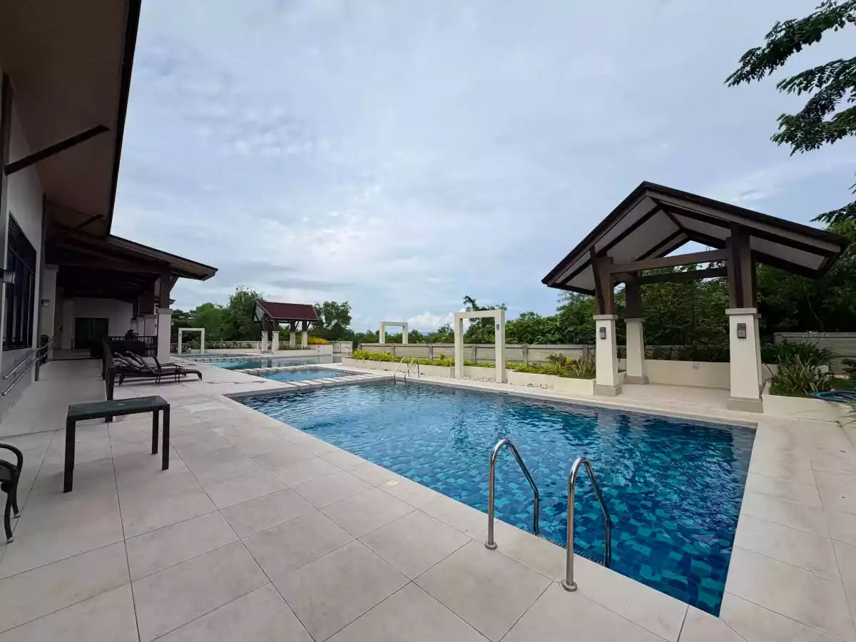 Open photo 14 of 15 — For Sale: Studio Condo in San Isidro, Dauis — 30 sqm Semi Furnished