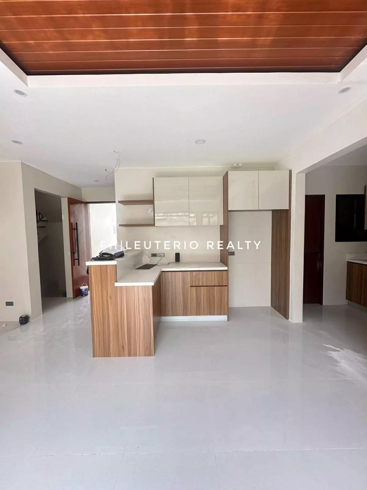 For Sale: 5BR House and Lot in Communal, Davao City — 220 sqm — House and Lot in Communal, Davao City, Davao del Sur — Photo 7