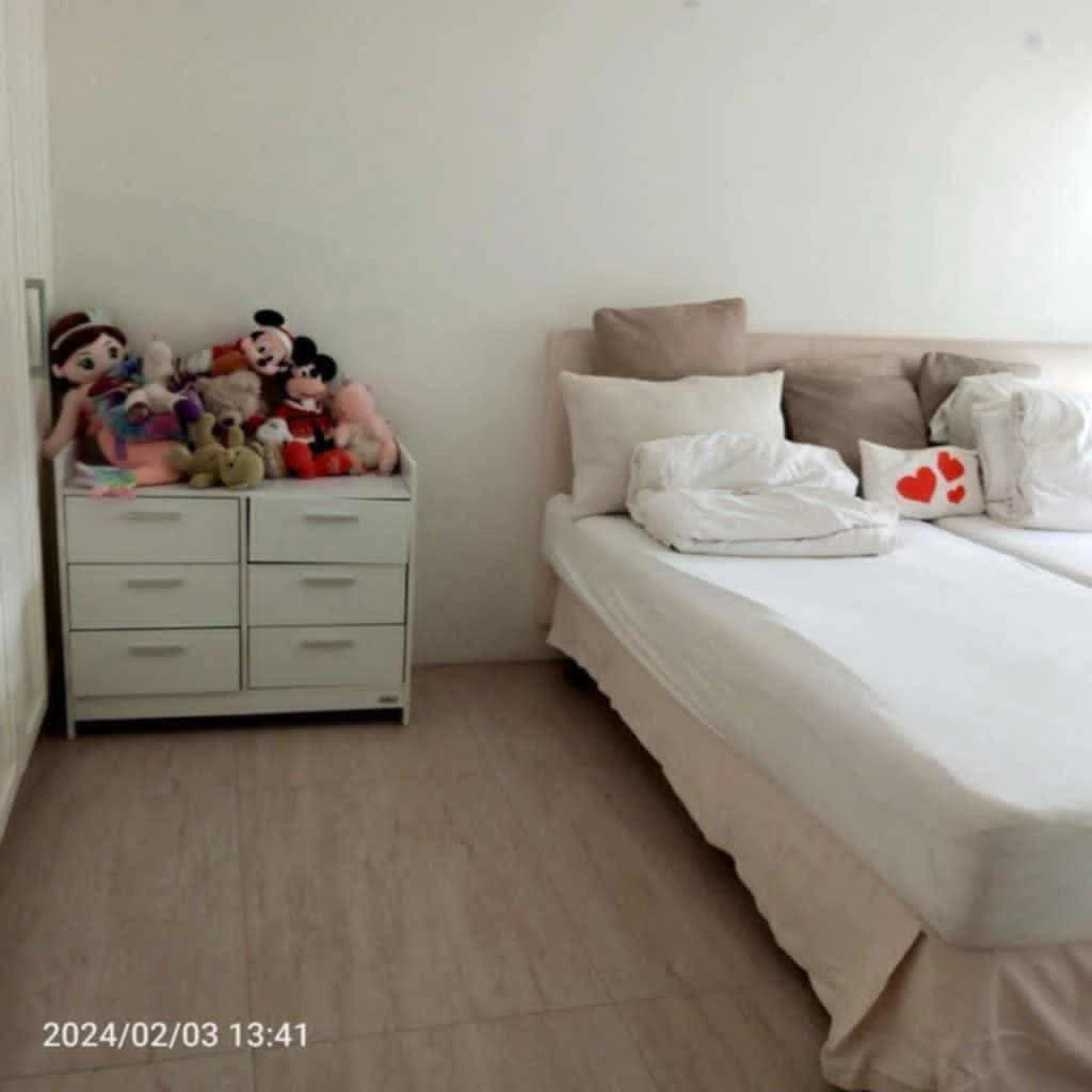 For Sale: 1BR Condo in La Guardia Flats Lahug, Cebu City — 50 sqm Balcony — 1 Bedroom in Lahug, Cebu City, Cebu — Photo 2