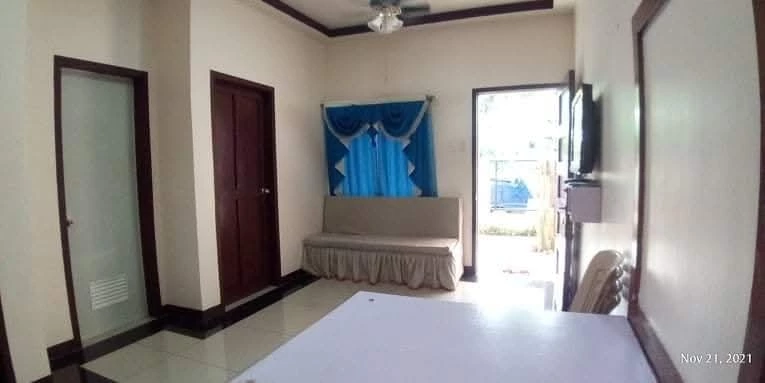 Open photo 19 of 24 — For Sale: 8BR Apartment in Balabag East, Valencia — 402 sqm