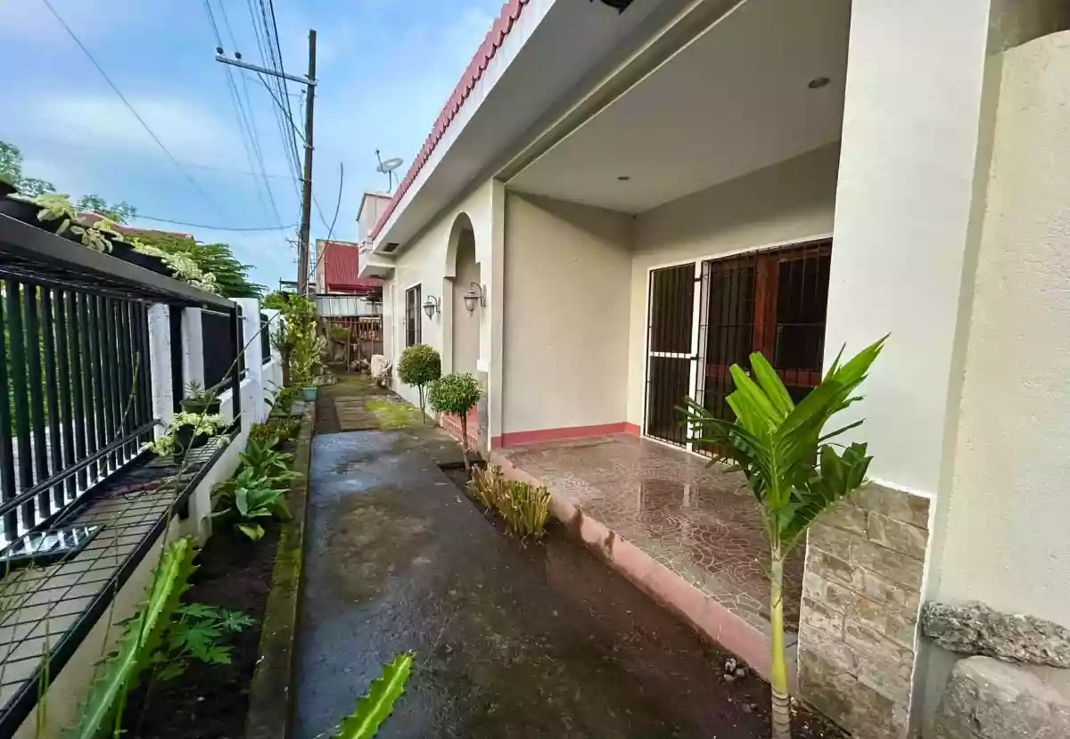 FOR SALE: DCCCO VILLAGE, BANILAD DUMAGUETE CITY — House and Lot in Banilad, Dumaguete City, Negros Oriental — Photo 2