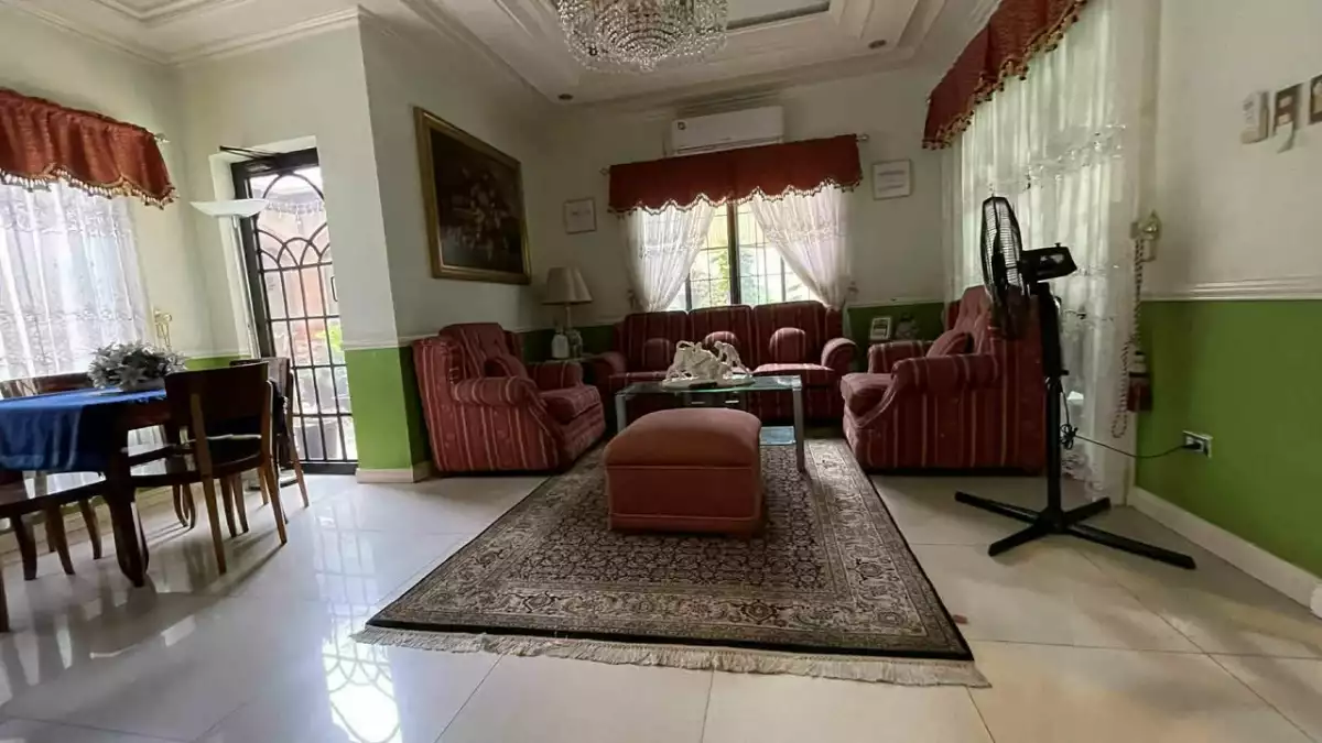 Open photo 13 of 22 — For Sale: 4BR House and Lot in Talon Dos, Las Piñas — 487 sqm