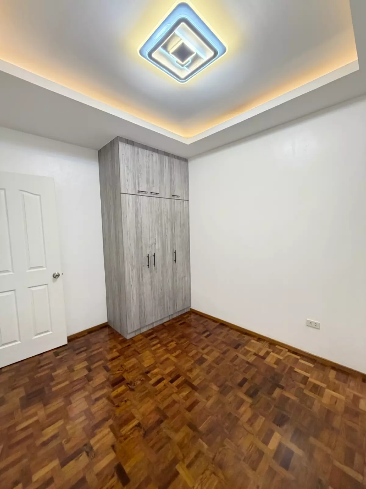 Open photo 17 of 30 — For Sale: 4BR House and Lot in Better Living, Paranaque City