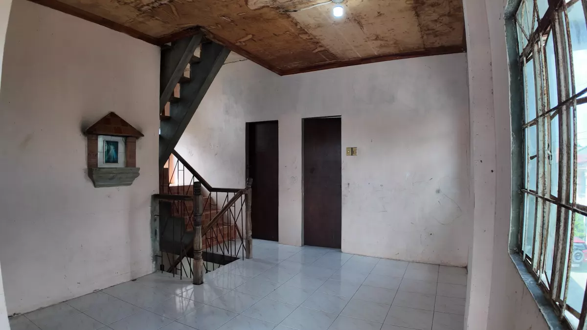 Open photo 25 of 30 — FOR SALE: Spacious 2-Storey House with Attic & Roof Deck in Villa Bonita Subdivision, Jugan, Consolacion, Cebu