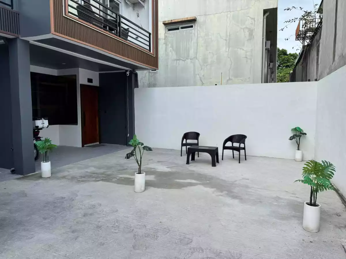 MODERN LUXURY TOWNHOUSE IN LAHUG — Townhouse in Lahug, Cebu City, Cebu — Photo 6