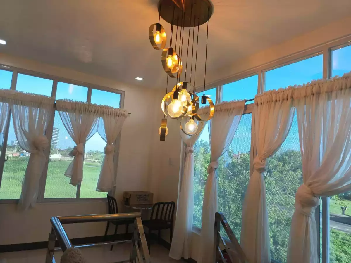 Rush Sale: 4BR House and Lot in Mactan, Lapu-lapu City — 308 sqm Lot — House and Lot in Mactan, Lapu-lapu City, Cebu — Photo 6