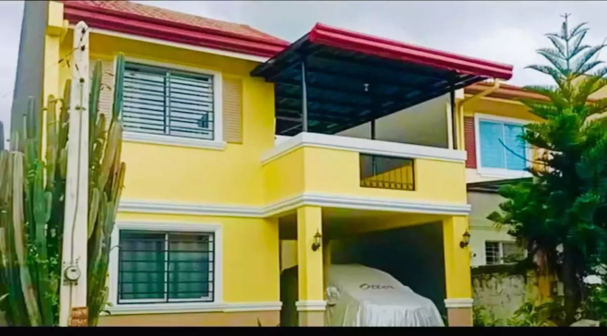 House & Lot For Sale at La Mirande Crest, Gran Europa, Lumbia , CDO — House and Lot in Gran Europa, Lumbia, Cagayan de Oro City — Photo 2