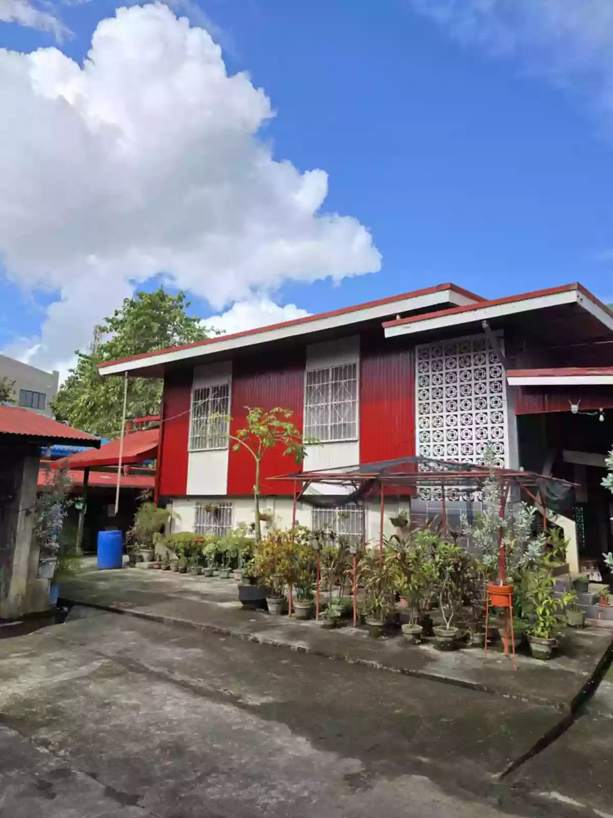 For Sale: 5BR House and Lot in Barangay 3 Pob. (Zone 3), Cadiz City — 581 sqm