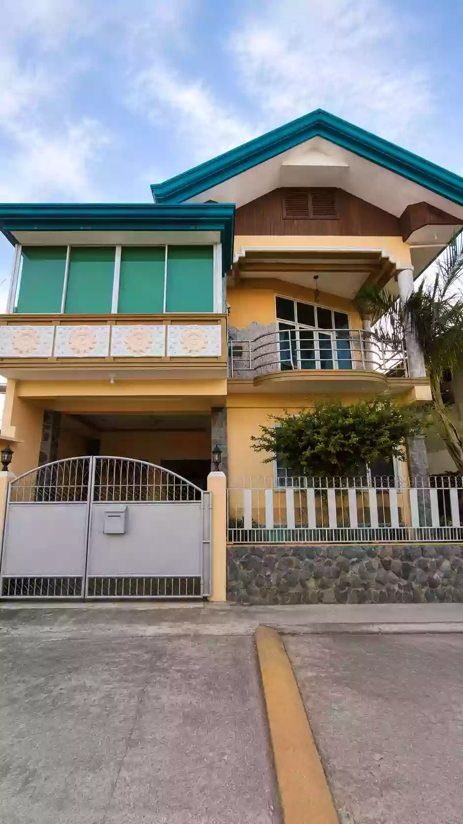 House and Lot For Rent in Dumaguete