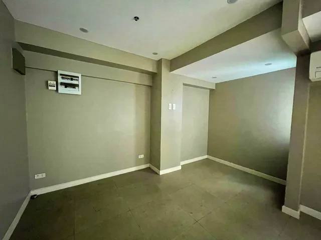 For Sale: 3BR Condo in Fort Bonifacio, Taguig City — 90 sqm — 3 Bedrooms in Taguig City, Metro Manila, 1634 — Photo 5