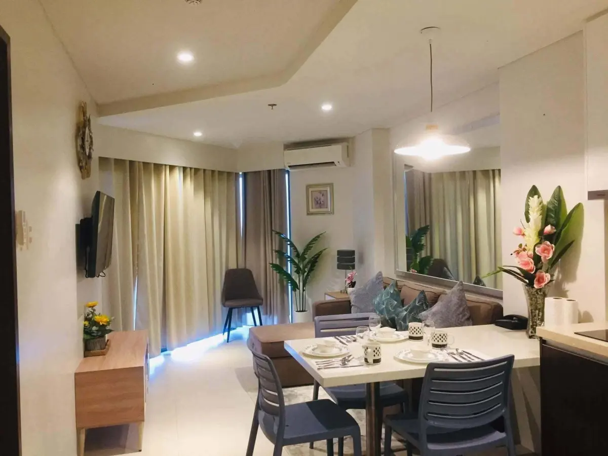 For Rent: 1BR Condo with Balcony in Maribago, Lapu-lapu City — Tambuli Seaside Living Resort