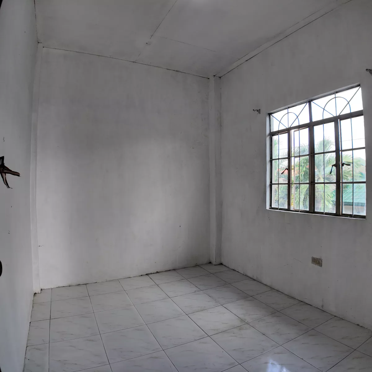 Open photo 22 of 30 — FOR SALE: Spacious 2-Storey House with Attic & Roof Deck in Villa Bonita Subdivision, Jugan, Consolacion, Cebu