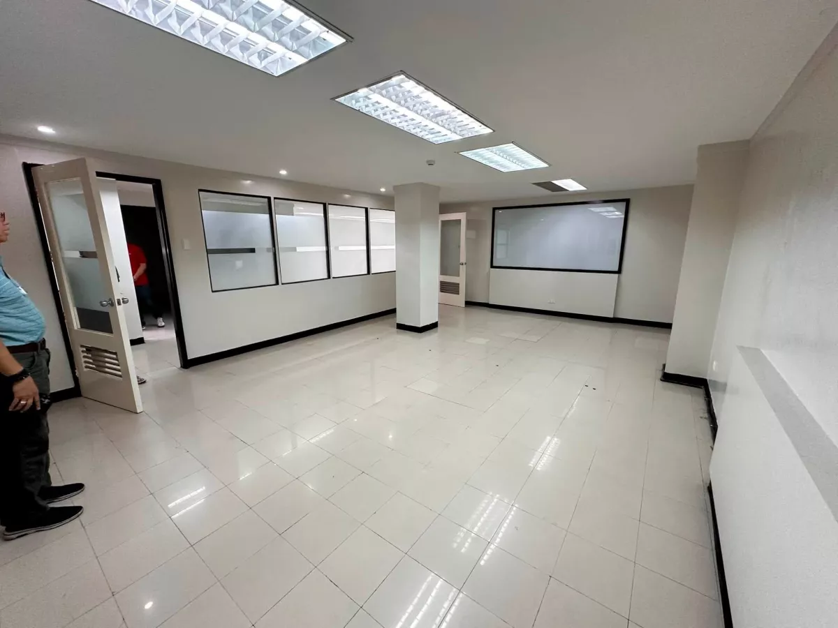 For Lease: 185sqm Office Space Baliuag Bulacan with Parking