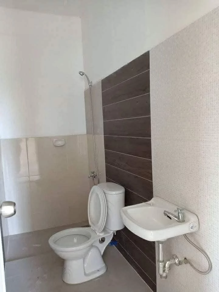 For Assume : 2BR House and Lot in Estefania, Bacolod City — 100 sqm lot — House and Lot in Bacolod City, Negros Occidental, 6100 — Photo 4