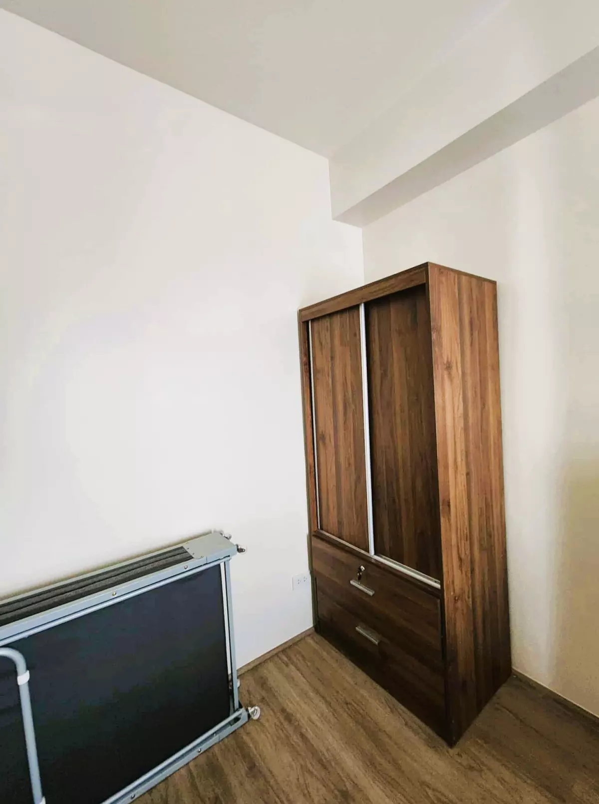 For Rent: 1BR Condo Near CATS, Cebu City — Balcony — 1 Bedroom in Lahug, Cebu City, Cebu — Photo 4