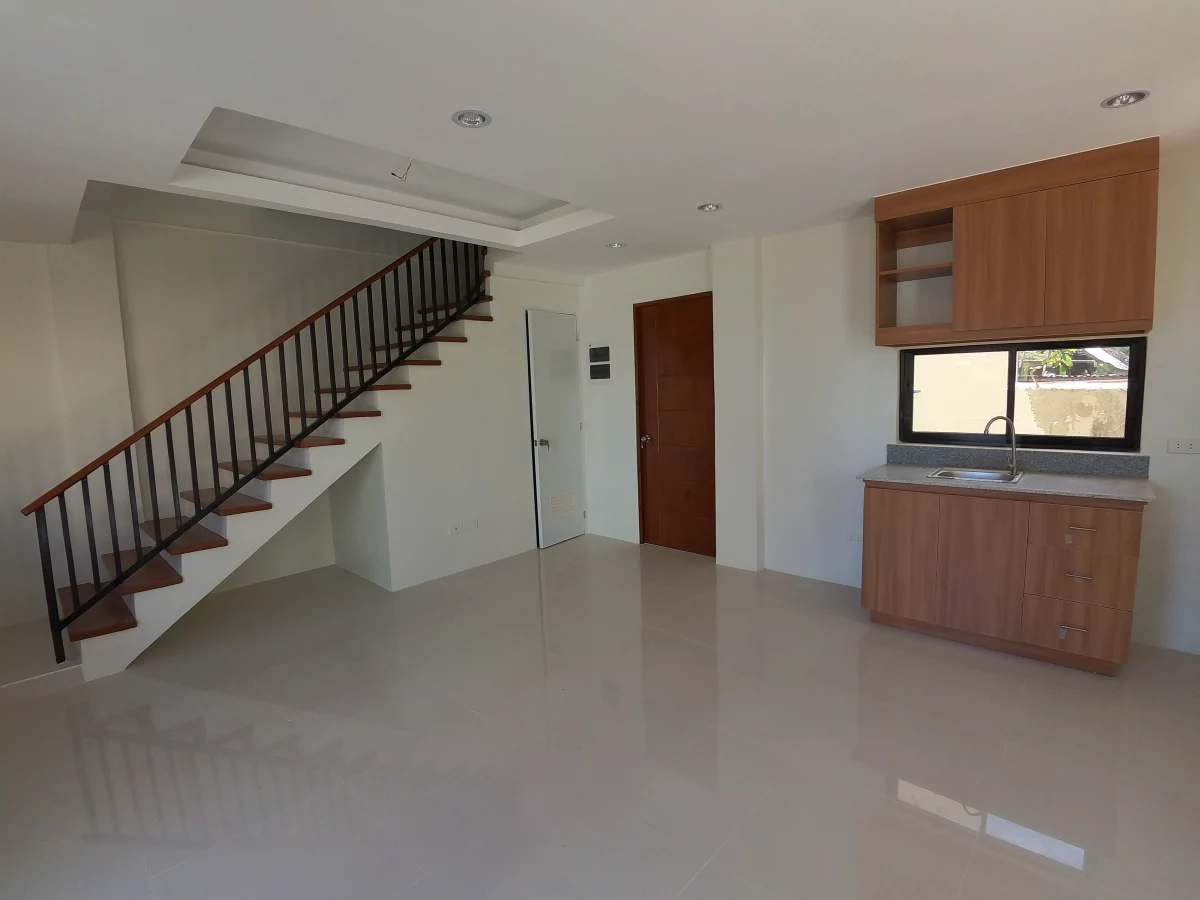 RUSH FOR ASSUME: 4BR Duplex House and Lot in San Vicente, Liloan