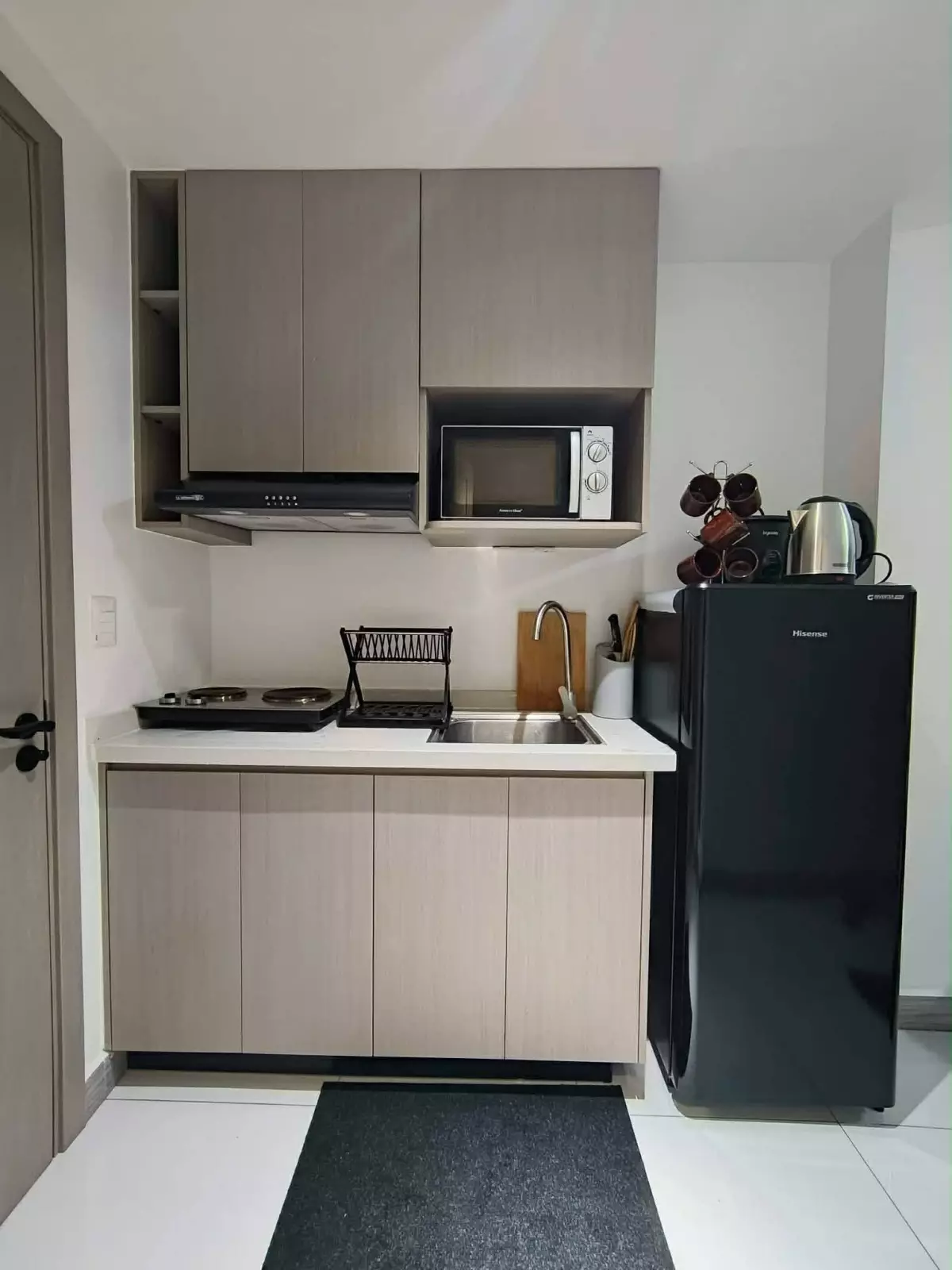 Open photo 12 of 16 — For Rent: Furnished Studio Unit at ARC Towers Cebu