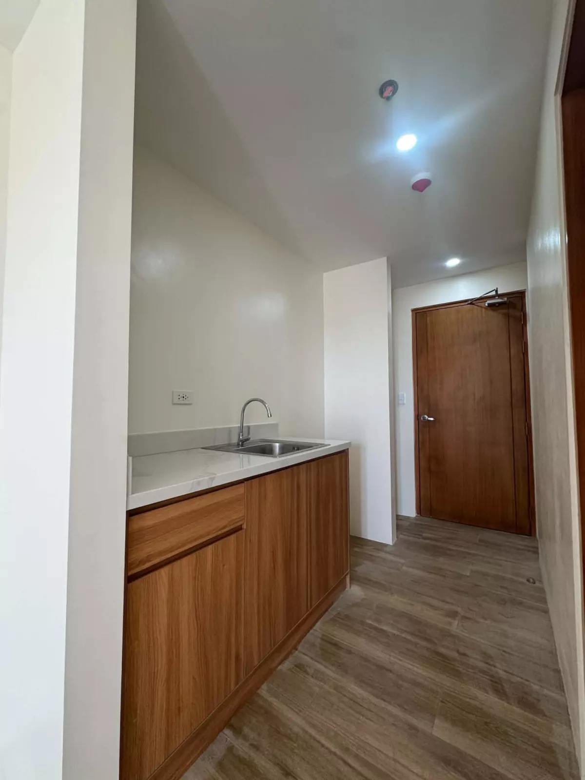 Open photo 12 of 15 — For Assume: 1BR Condo in Costa Mira Beachtown Mactan in Subabasbas, Lapu-lapu City — 40.5 sqm