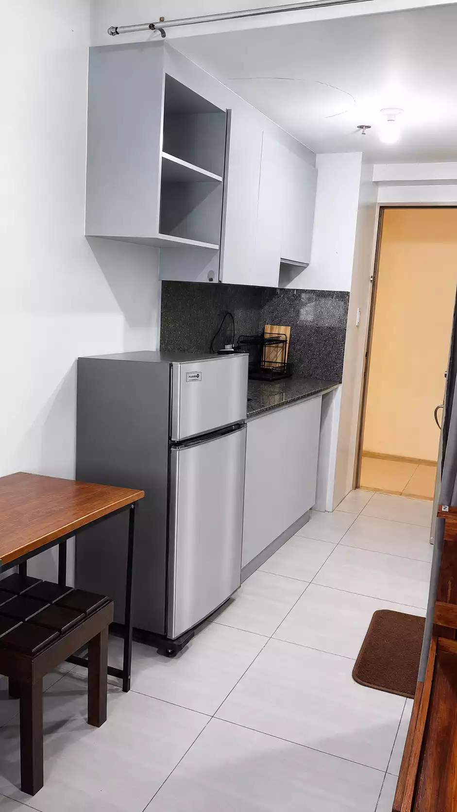 For Rent: Victoria De Manila 2 Studio Condo in Malate, Manila — Move-in Ready — Studio in Malate, Manila City, Metro Manila — Photo 2