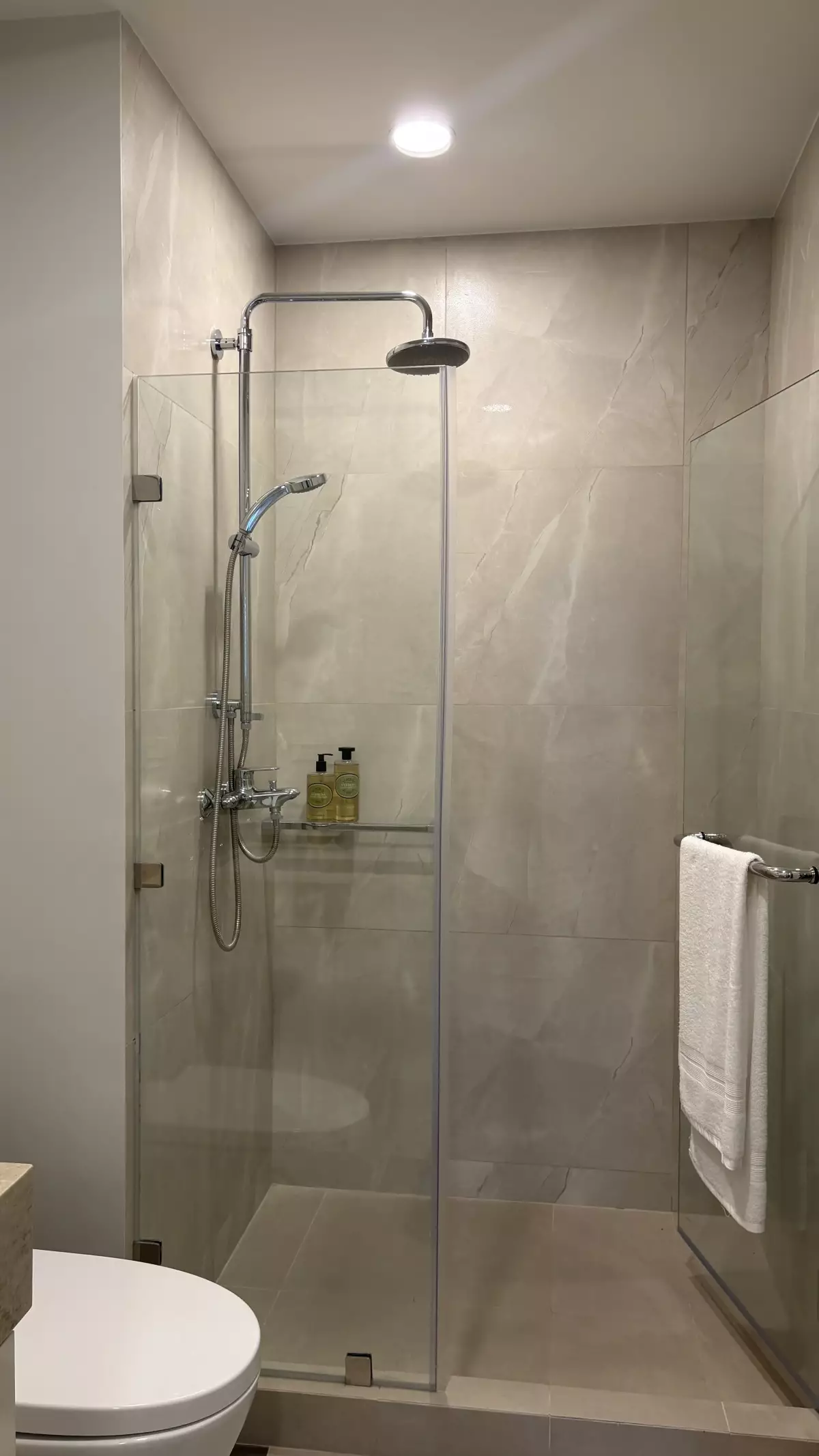 Rockwell Nepo Center Studio Condo for Sale in Santo Rosario (Pob.), Angeles City — Studio in Santo Rosario (Pob.), Angeles City, Pampanga — Photo 3