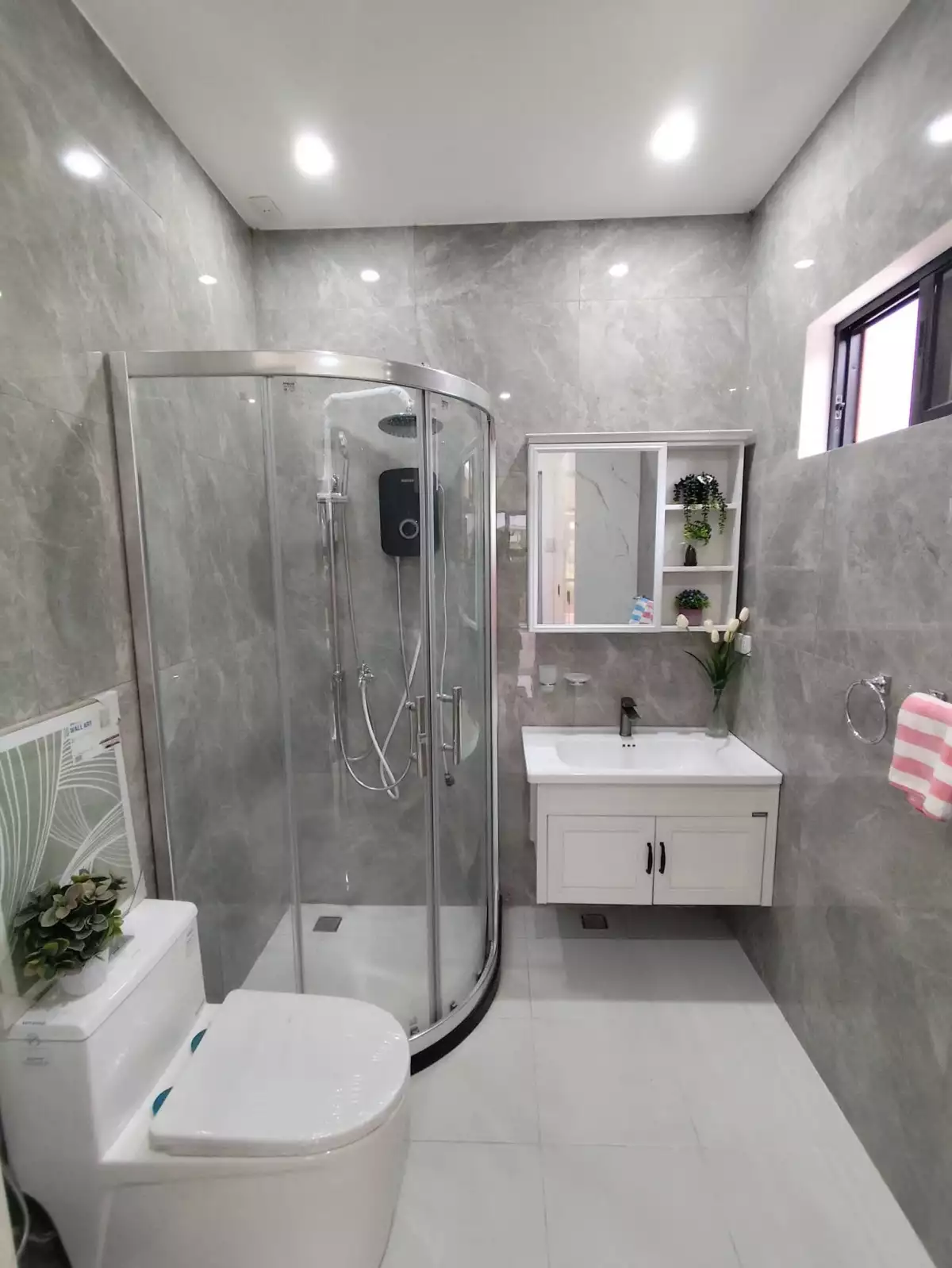 Open photo 14 of 23 — For Sale: 4BR House and Lot in Hibao-an Sur, Iloilo City — 180 sqm