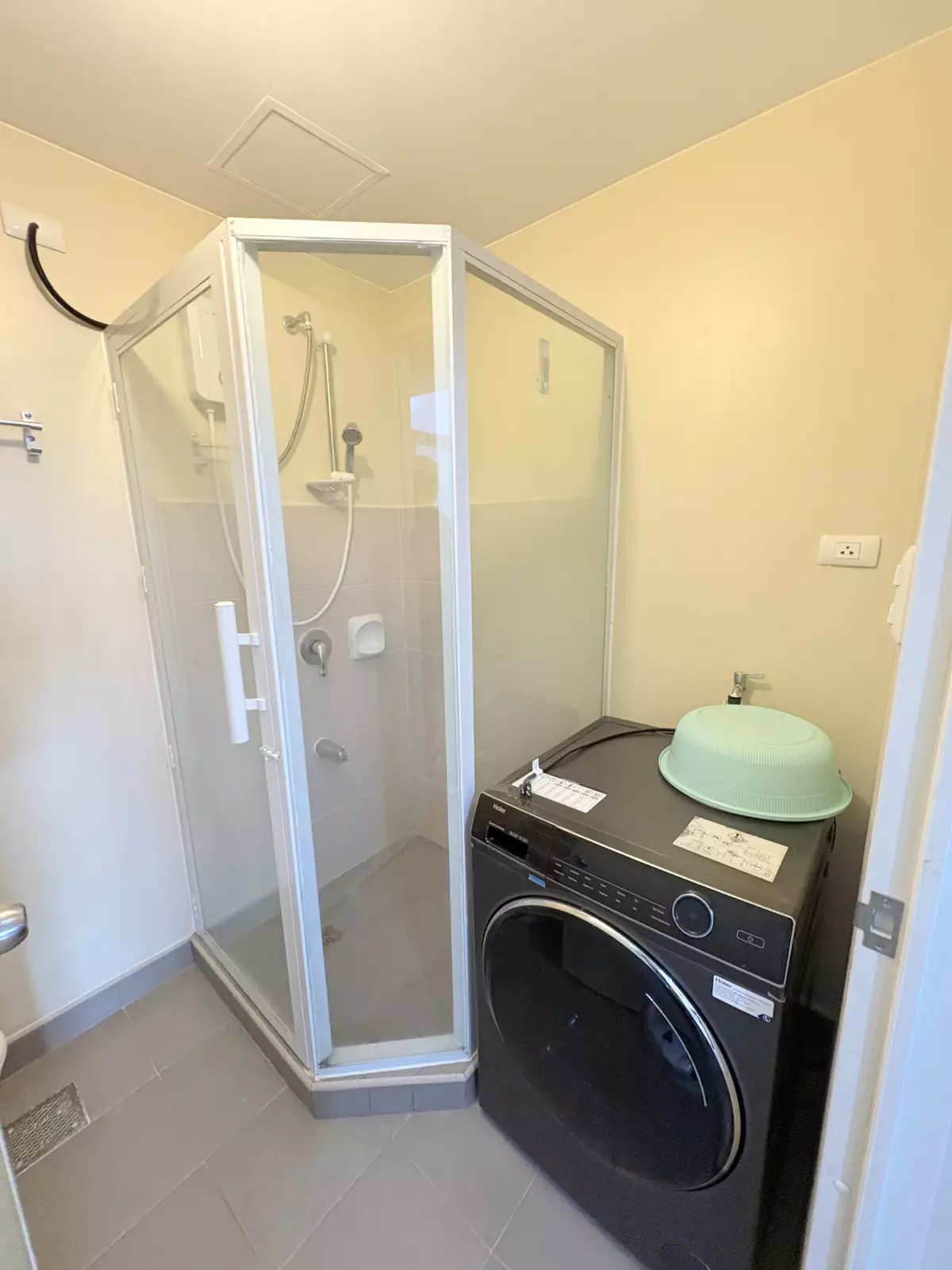 Fully Furnished 2 Bed room Unit — 2 Bedrooms in San Rafael, Iloilo City, Iloilo — Photo 2