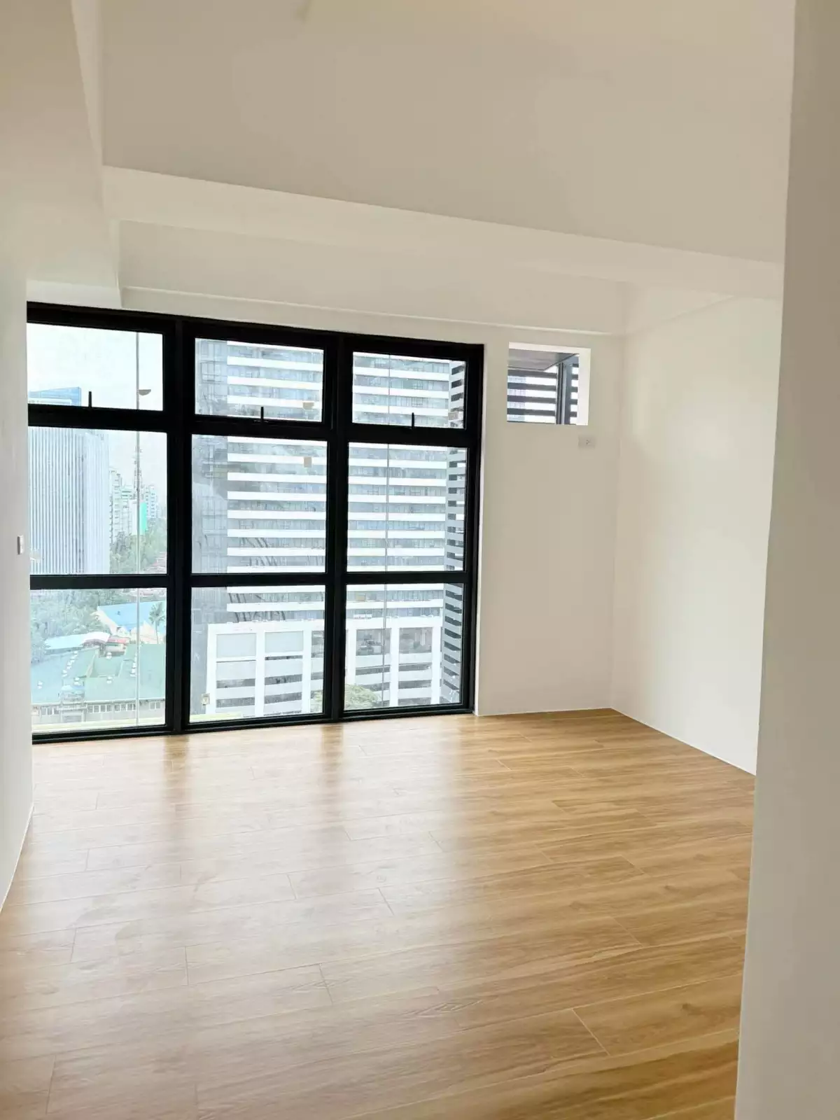 VERTEX CENTRAL STUDIO UNIT FOR ASSUME — Studio in Luz, Cebu City, Cebu — Photo 2