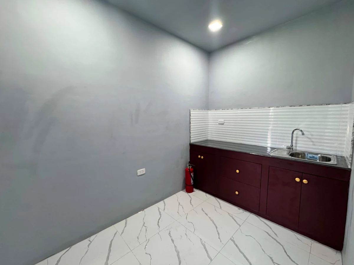 Open photo 12 of 13 — BRAND-NEW 6-DOOR APARTMENT FOR SAL