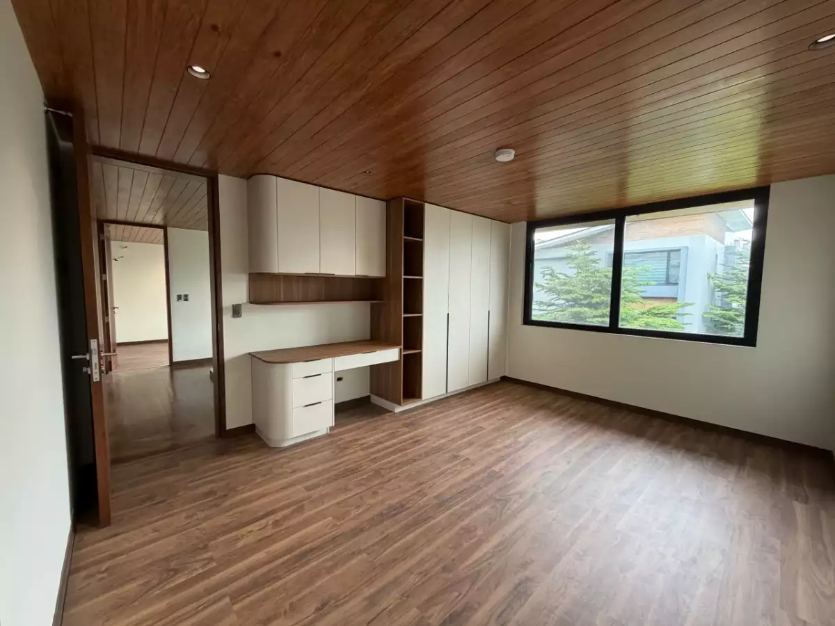 Open photo 21 of 28 — 5 BR House and lot for Sale at Mckinley Hill Village,Taguig  with 545sqm