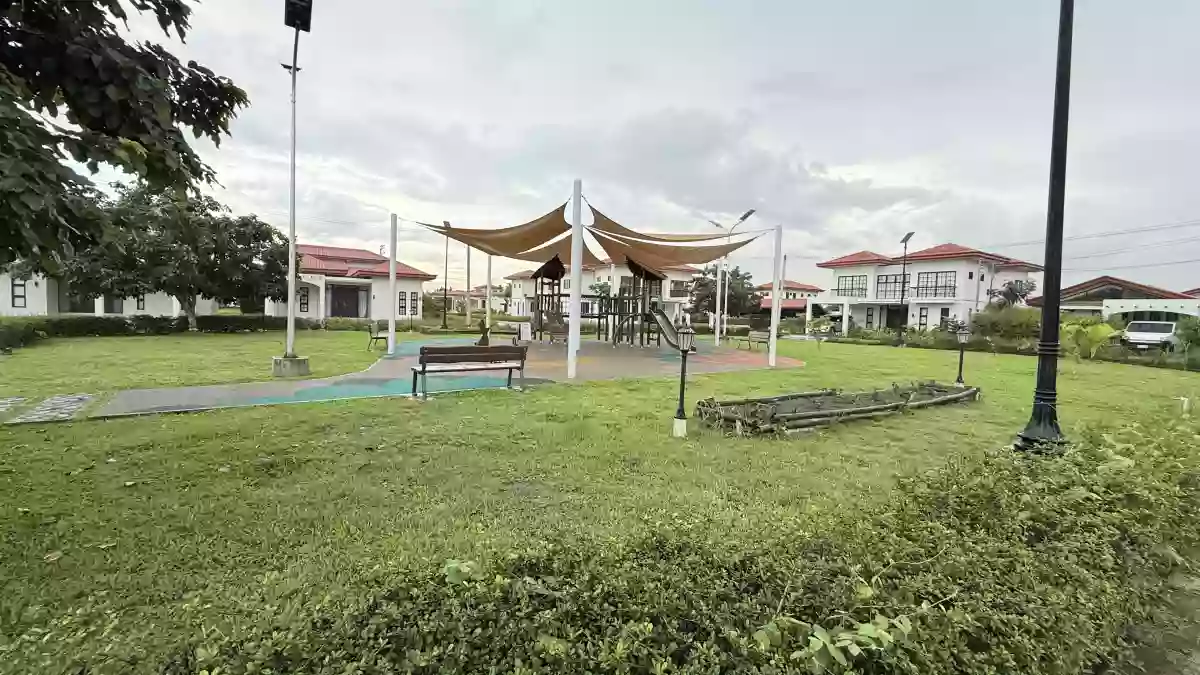 Open photo 37 of 37 — For Sale: 4BR House and Lot in New Pandan, Panabo — 386 sqm