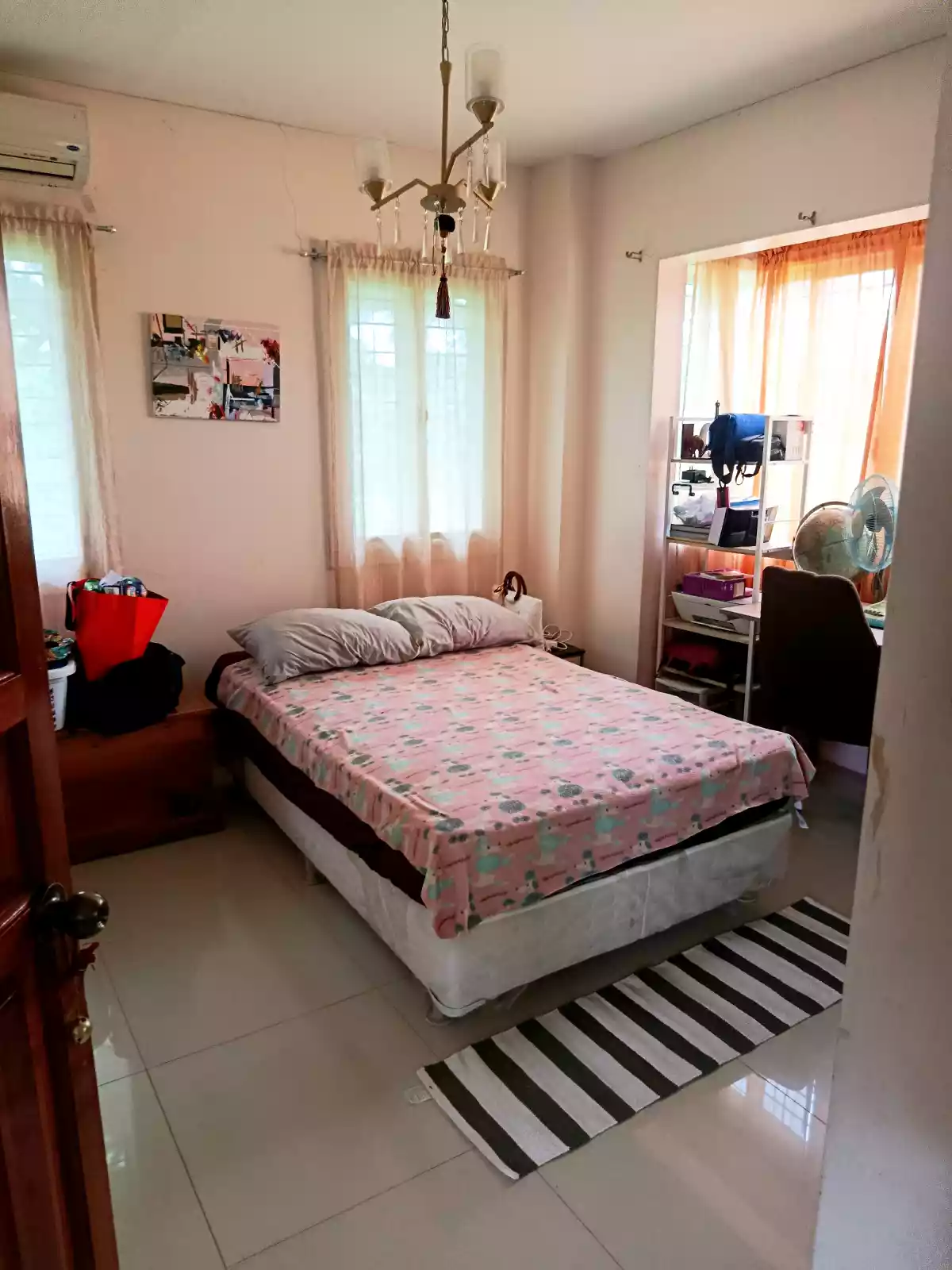Open photo 12 of 19 — For Sale 5BR House and Lot in Talamban, Cebu City — 300 sqm