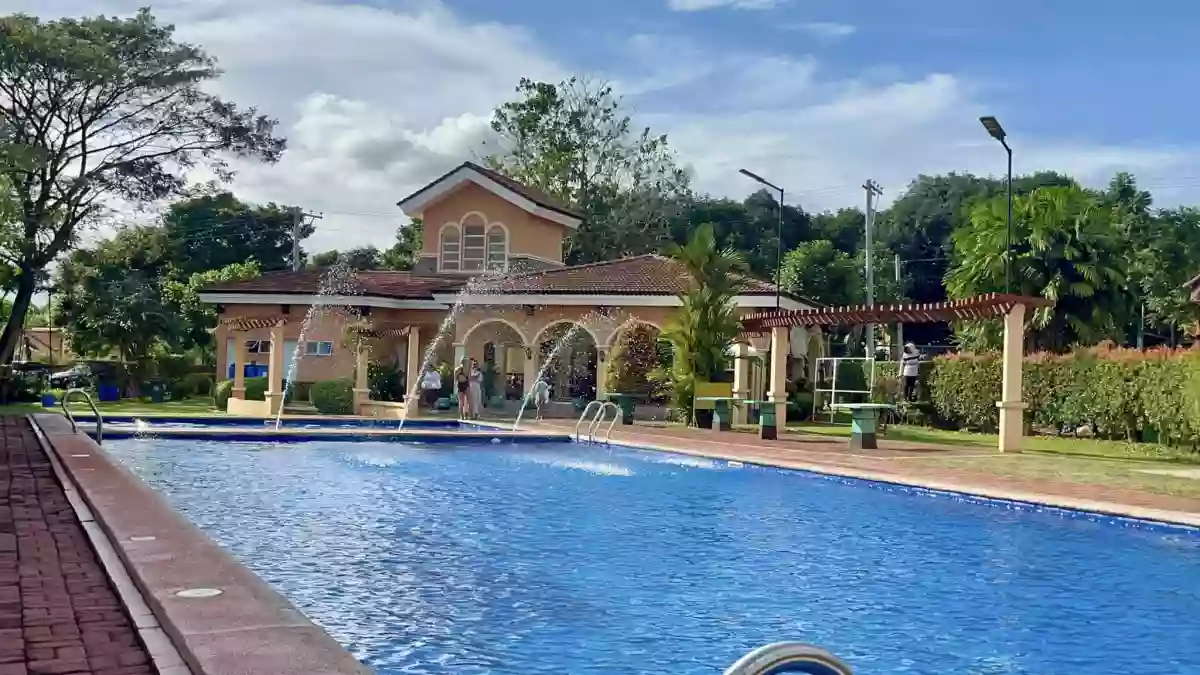 Rush Sale: 2BR Townhouse Near Vista Mall, Davao City — 1 Bath — Townhouse in Mintal, Davao City, Davao del Sur — Photo 6