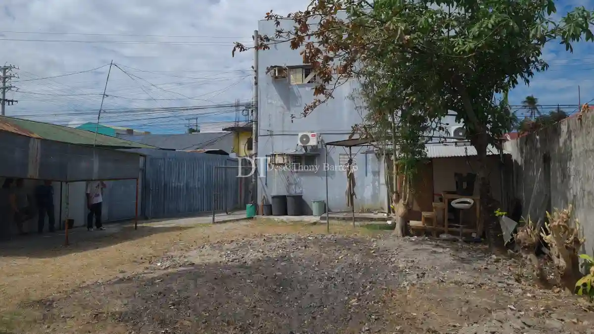 For Sale: Building in Estacion, Paniqui — 338 sqm lot, 97.96 sqm floor — Building in Estacion, Paniqui, Tarlac — Photo 5