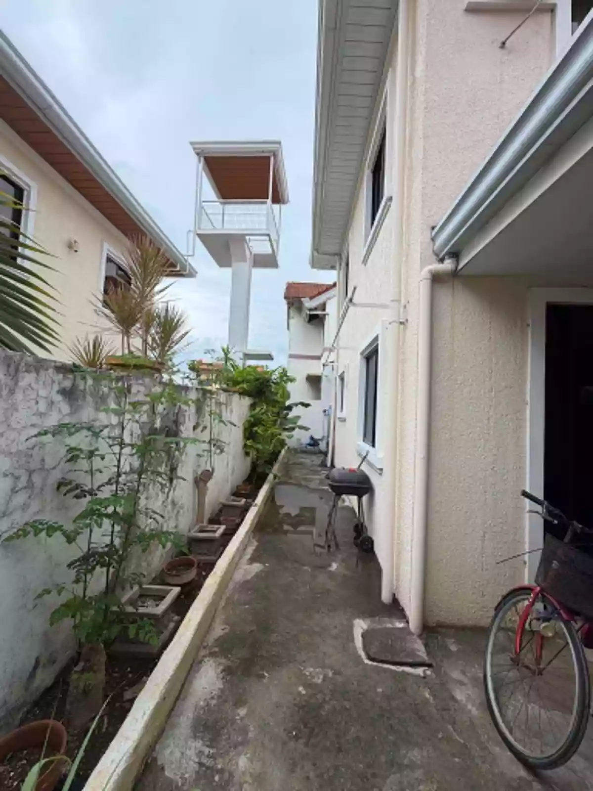 Open photo 22 of 50 — For Sale: 3BR House and Lot Near Metro, Bankal, Lapu-lapu City — Fully Furnished