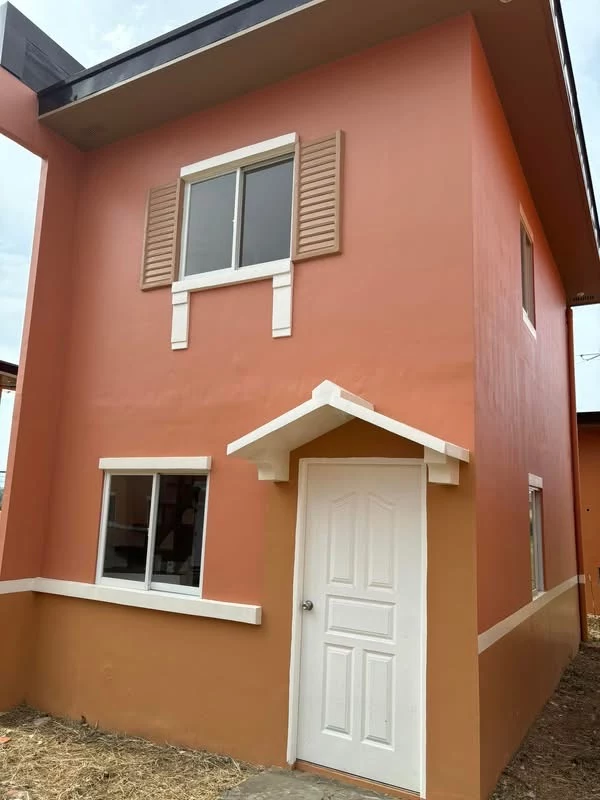 FOR ASSUME EZABELLE UNIT AT LESSANDRA PEAK UPTOWN — House and Lot in Lumbia, Cagayan de Oro City, Misamis Oriental — Photo 2