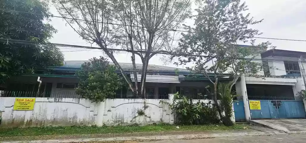 For Sale: 4BR House and Lot in San Isidro, Cainta — 414 sqm — House and Lot in Cainta, Rizal, 1900 — Photo 2