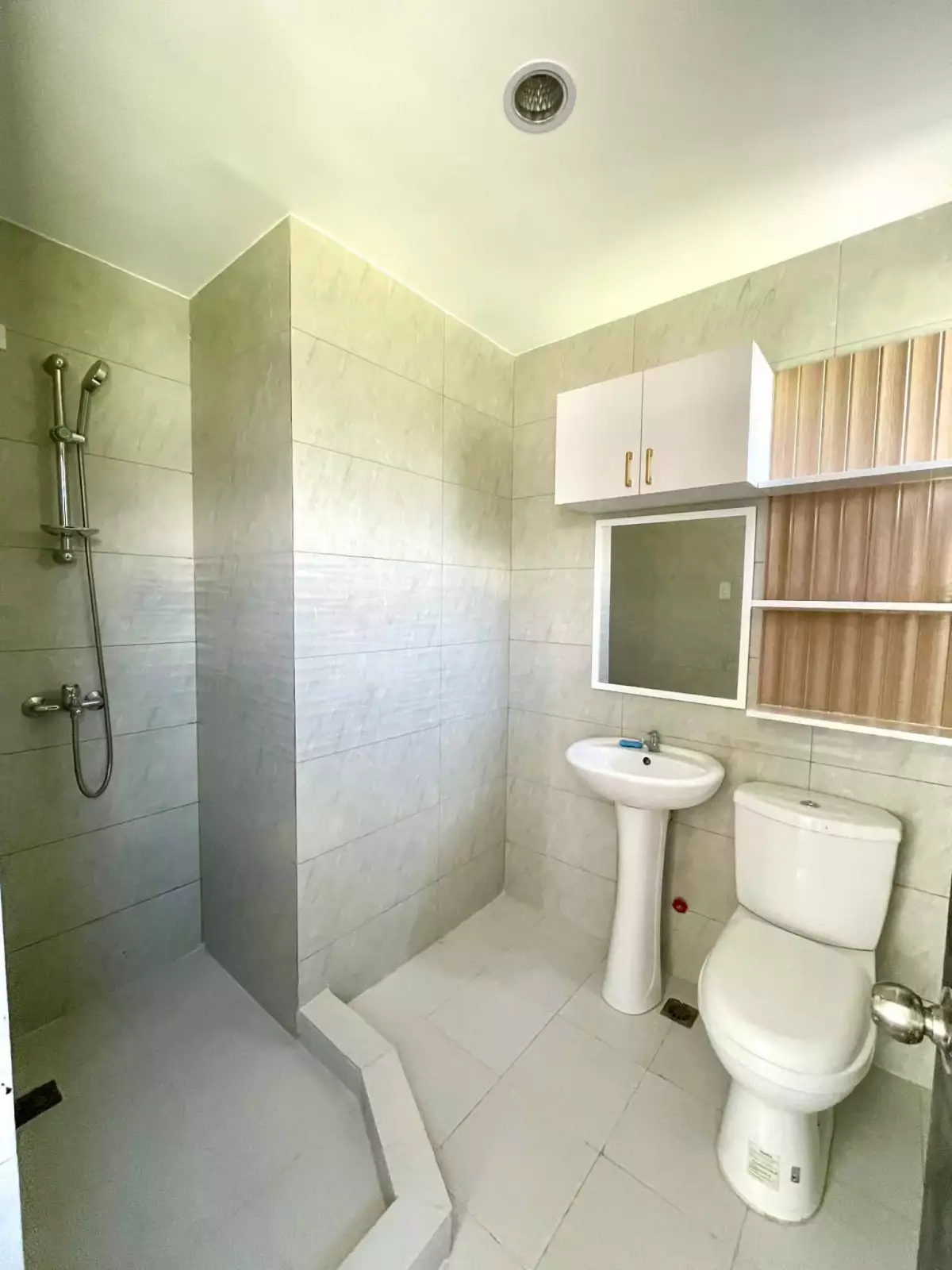 For Sale: 4BR House and Lot in Tubod, Minglanilla, Cebu — 114 sqm — House and Lot in Minglanilla, Cebu, 6046 — Photo 7