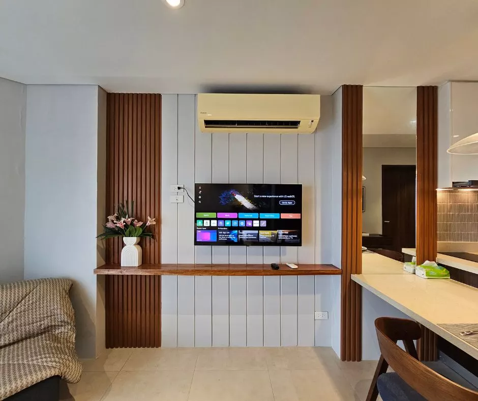 For Rent: Studio Condo with Balcony in Tambuli Seaside Living, Lapu-Lapu City — 30 sqm — Studio in Maribago, Mactan Island, Lapu-lapu — Photo 5