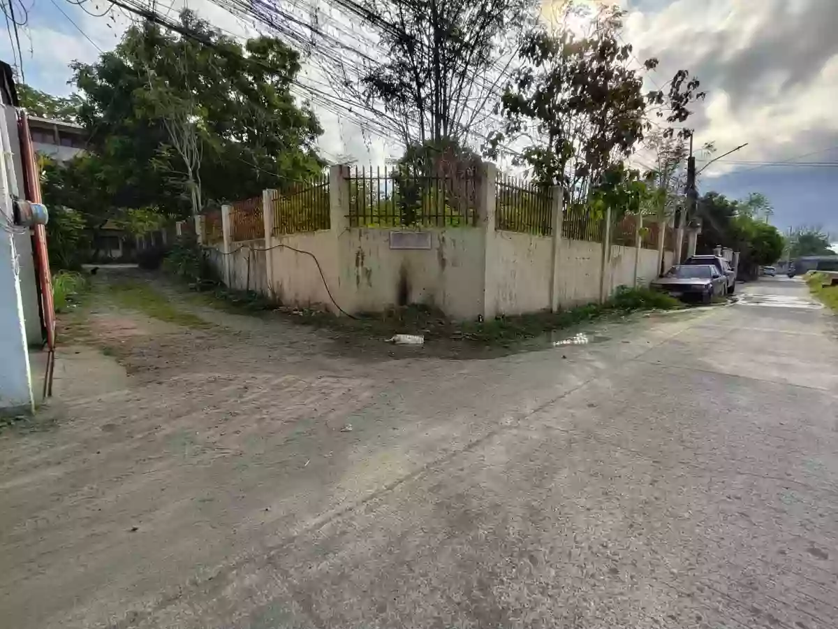 For Sale: House and Lot in Conlon Extension, Canlas Subdivision Dumaguete City — House and Lot in Canlas Subdivision, Taclobo, Dumaguete City — Photo 7