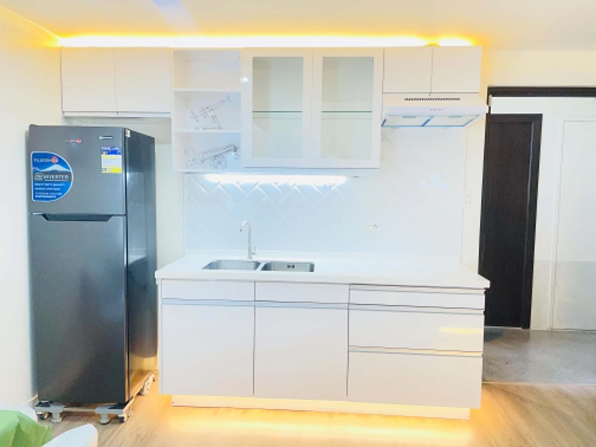 1-BEDROOM FULLY FURNISHED FOR SALE near IT Park (THE MEDIAN) — 1 Bedroom in Lahug, Cebu City, Cebu — Photo 6