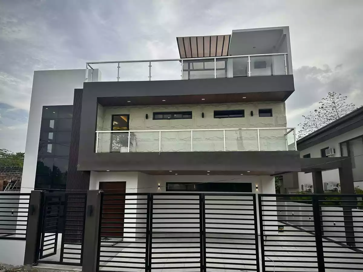 FOR SALE ELEGANT HOUSE AND LOT INSIDE AN EXCLUSIVE SUBDIVISION IN CONSOLACION, CEBU — House and Lot in Consolacion, Cebu, 6001 — Photo 2